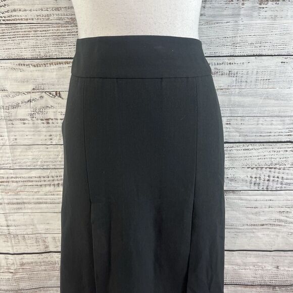 Ann Taylor Loft Skirt size 4 Classic Black Stretch Knee Pleated A Line Modest - Picture 2 of 8